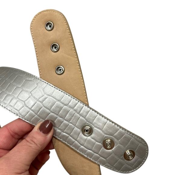 Leatherock Statement Buckle Belt Women\'s L Silver Croc Embossed Item #4651 main image 6